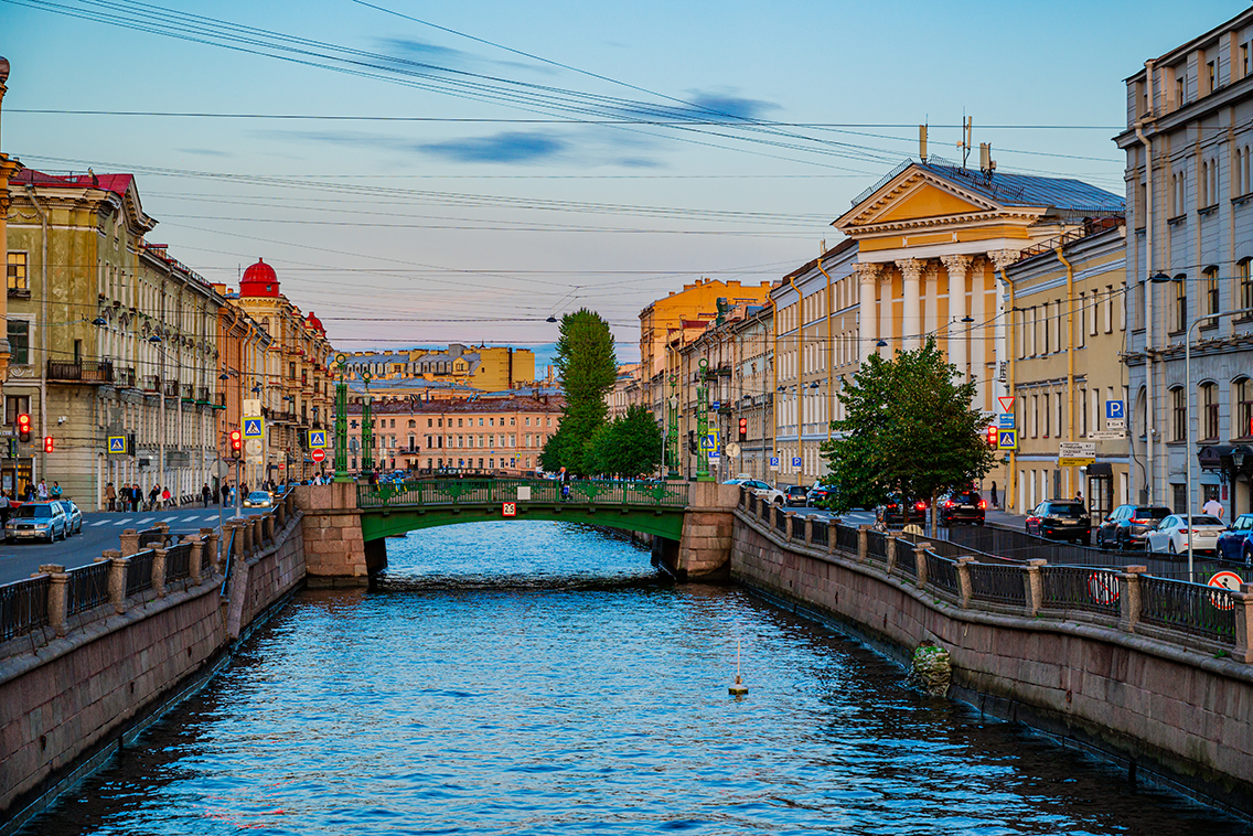 Voznesensky Bridge