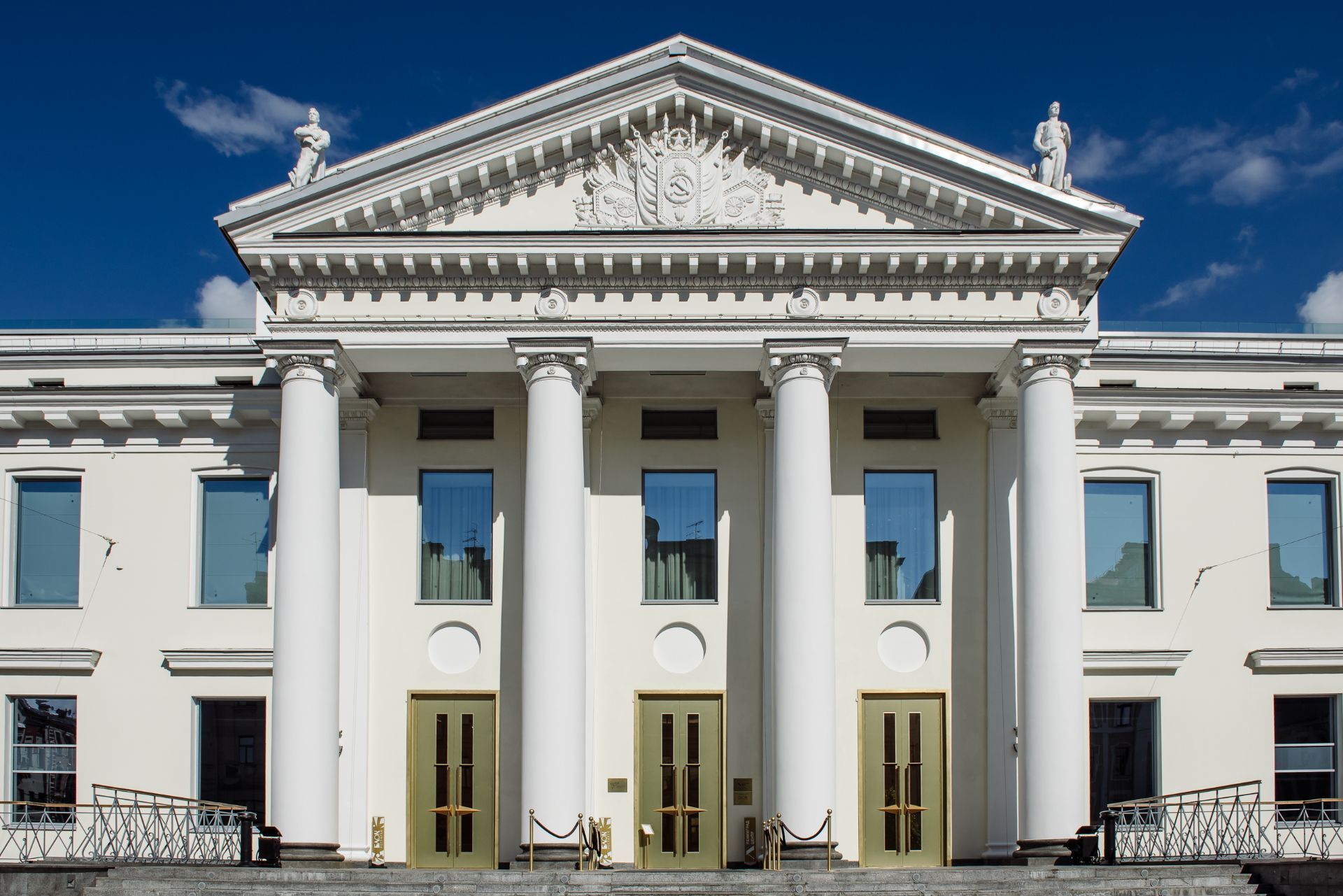 Leningrad Center