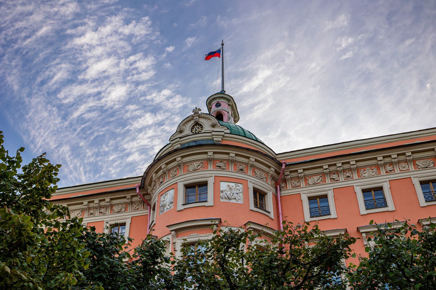 #ЕдемвПетербург на самые яркие выставки