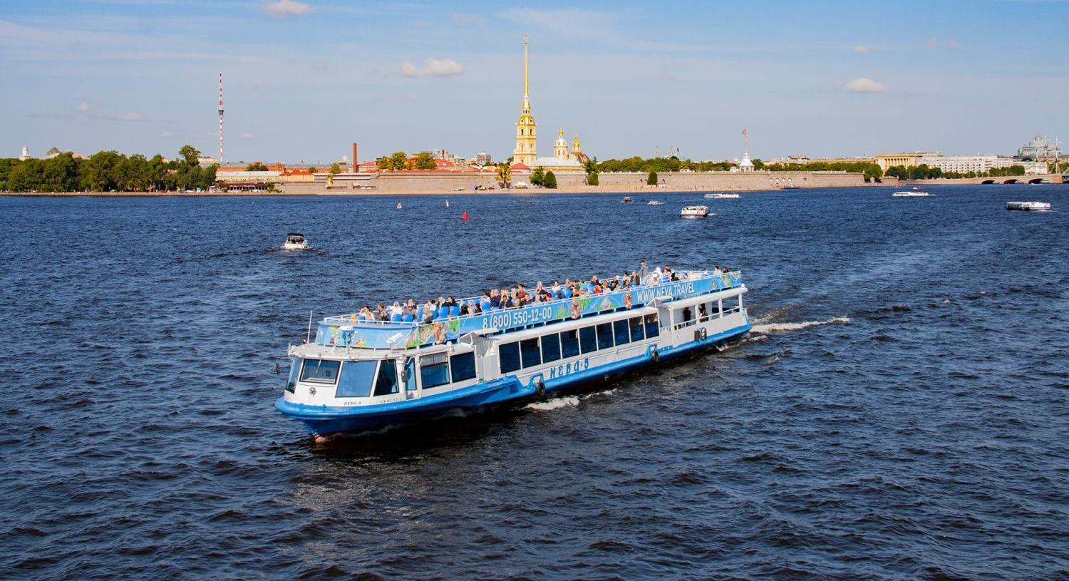 В Санкт-Петербурге открылся сезон пассажирской навигации