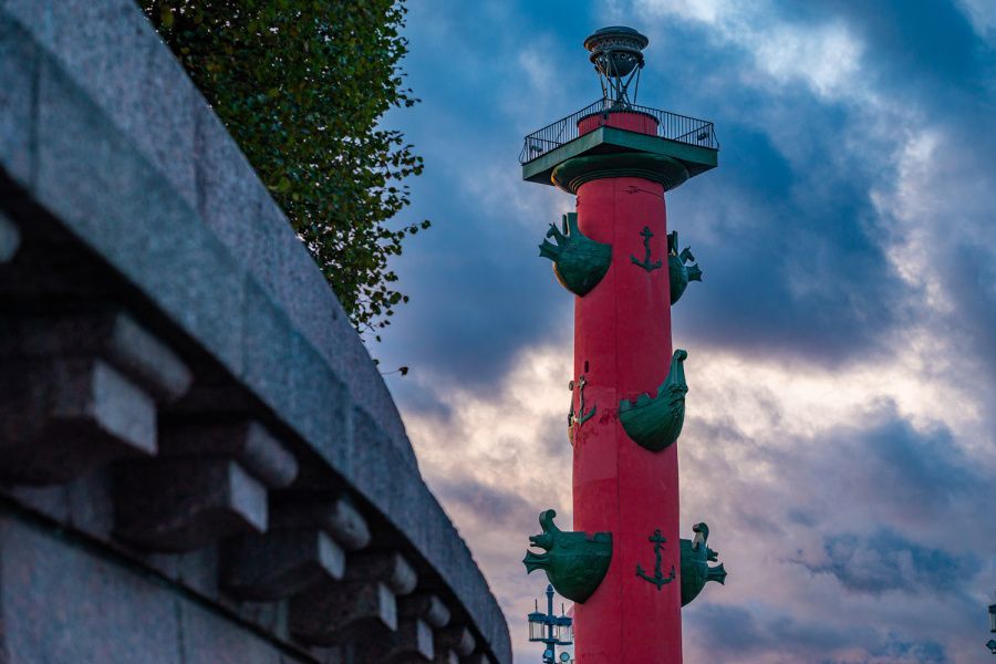 Васильевский. Остров памяти и славы