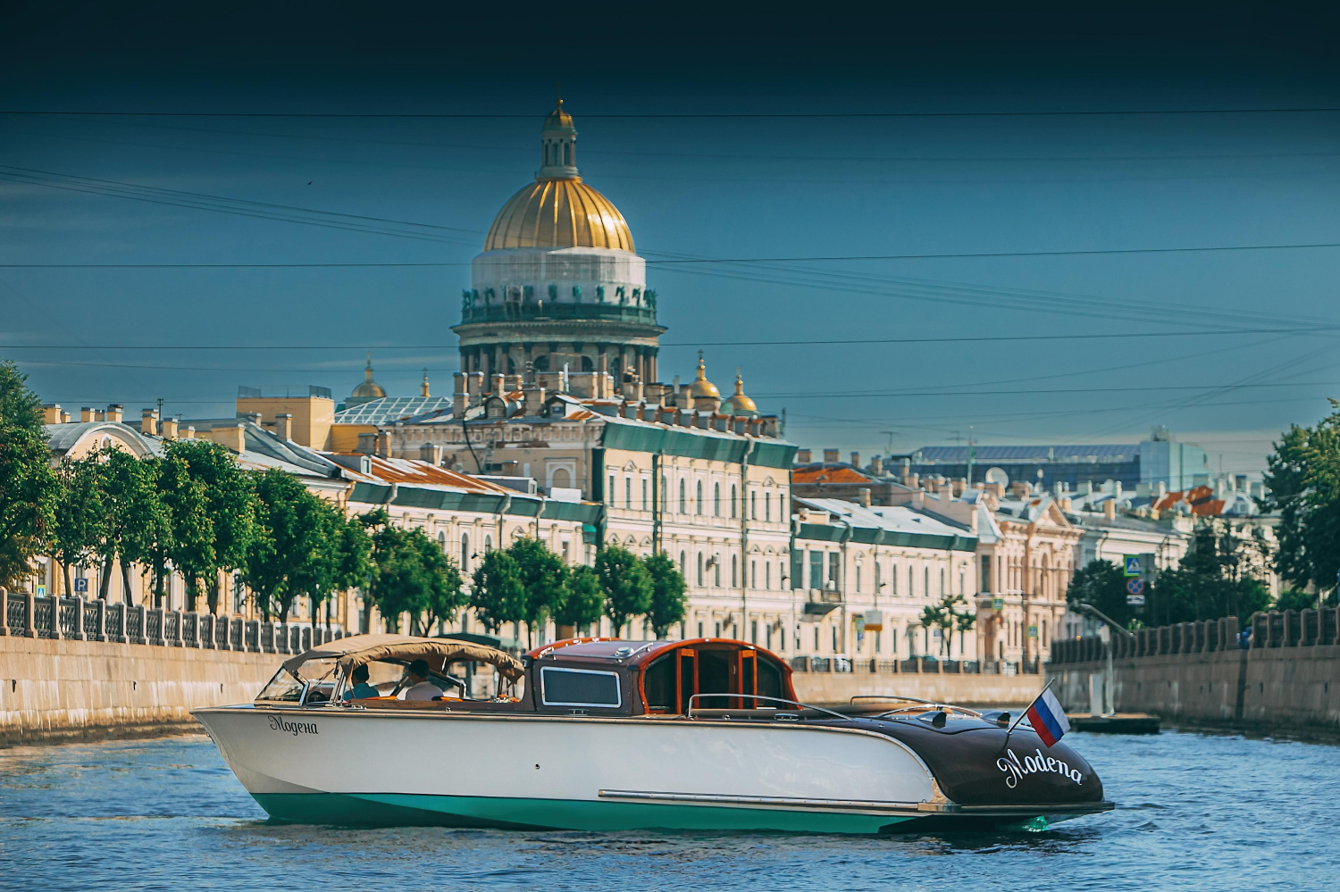 В Петербурге представили онлайн табло для бронирования яхт и катеров