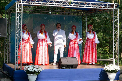 Районный фестиваль «Малиновый звон» | Песочный