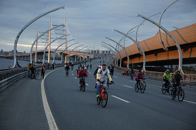 Массовый велопробег по скоростной трассе Санкт-Петербурга «ЗСД Фонтанка Фест»