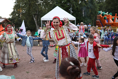 Дневная праздничная программа, посвященная Дню основания города Сестрорецк