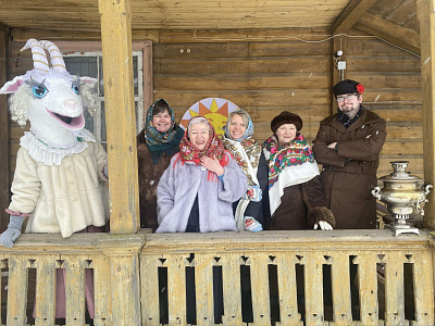 Масленица на Дворцовой Ферме