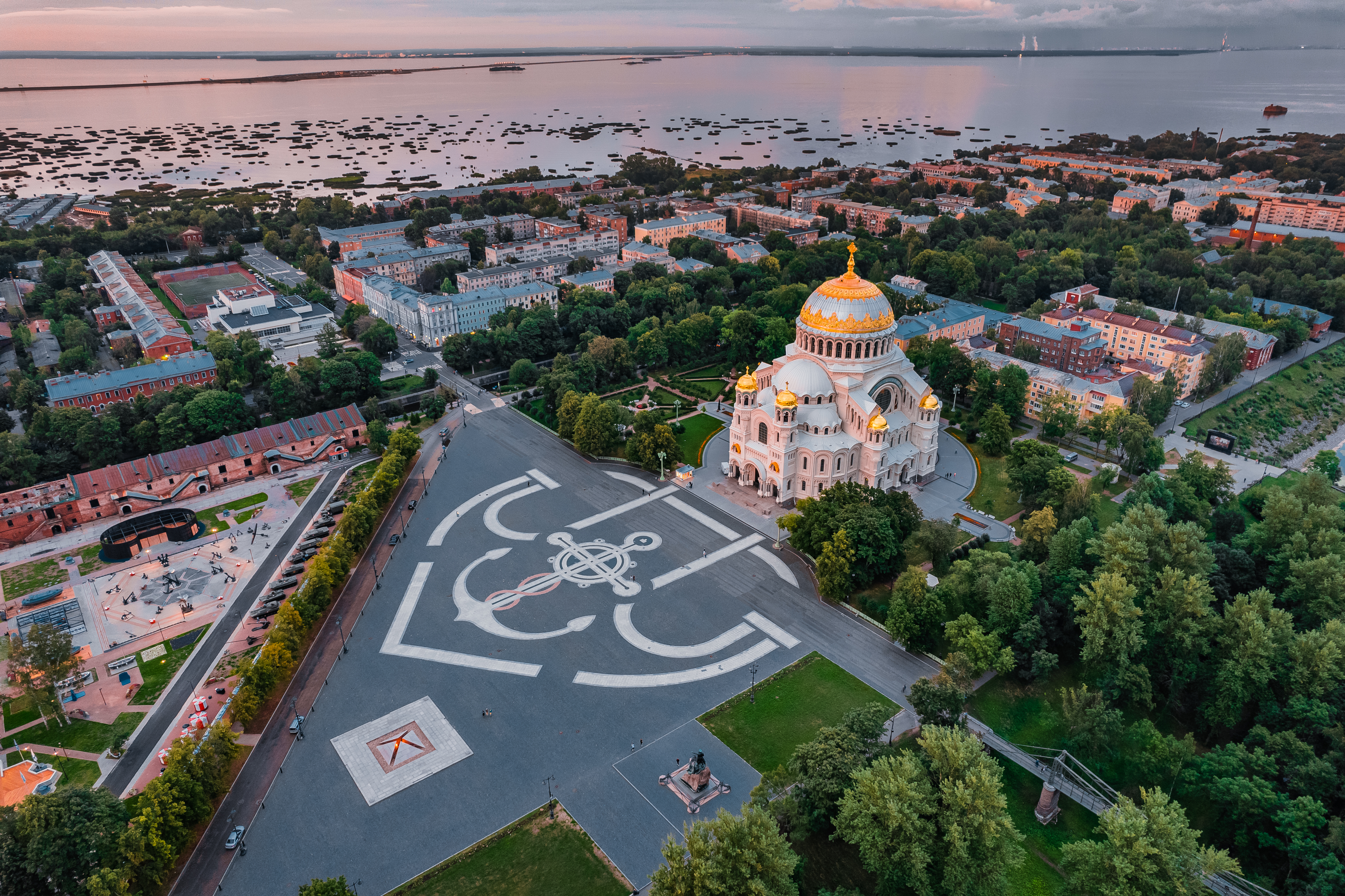 Популярные сетевые рестораны Петербурга и авторские фуд-точки будут представлены на фудкорте в парке «Остров фортов»